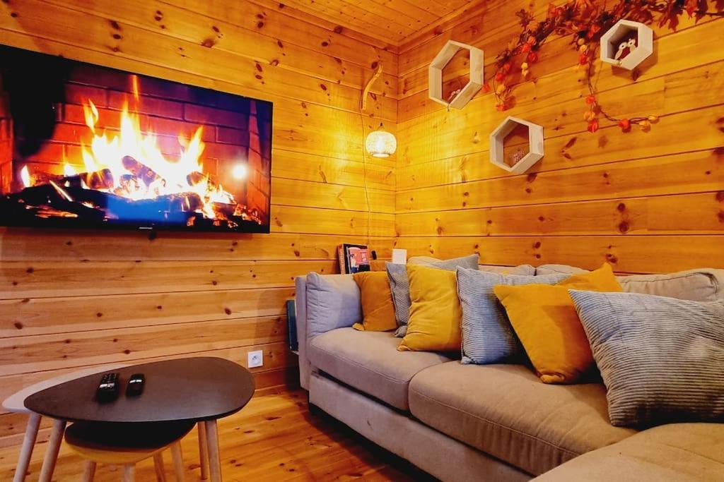 Вилла *L'Ecrin De L'Etang* Depaysement Assure Бурбур Экстерьер фото